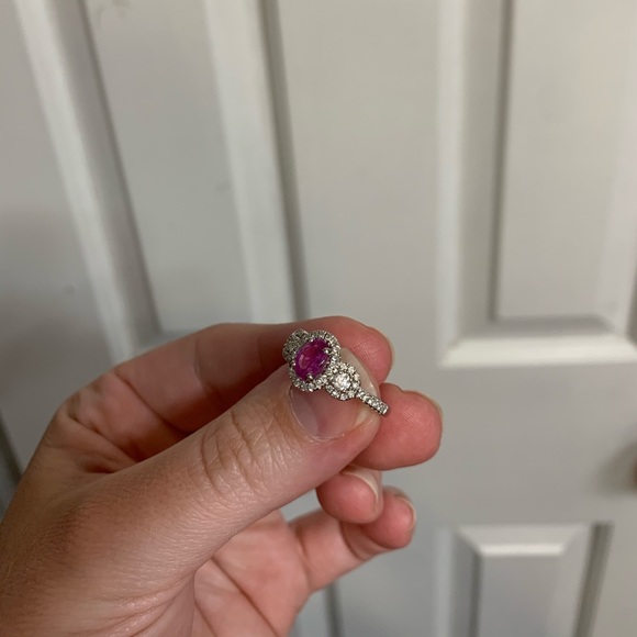 Pink Sapphire Ring - Picture 3 of 6